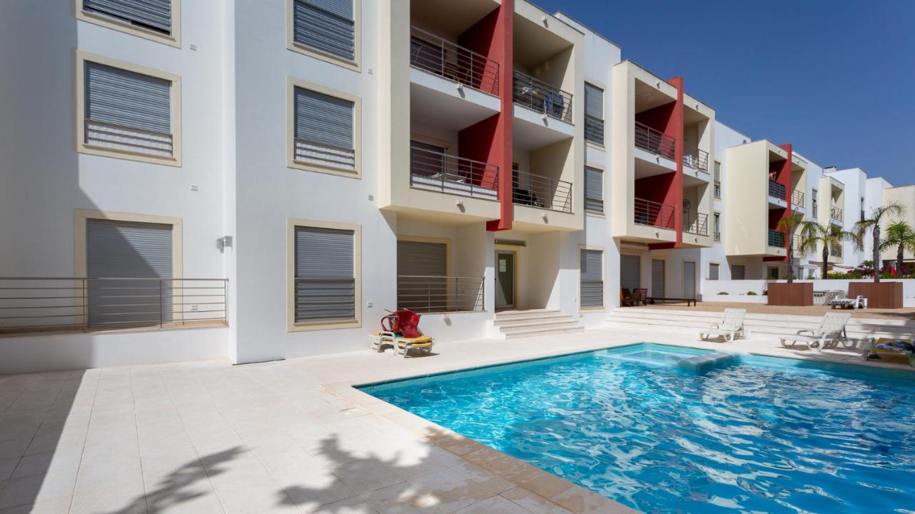 Luminous 2 Bdr W/pool By Lovelystay Apartment Albufeira